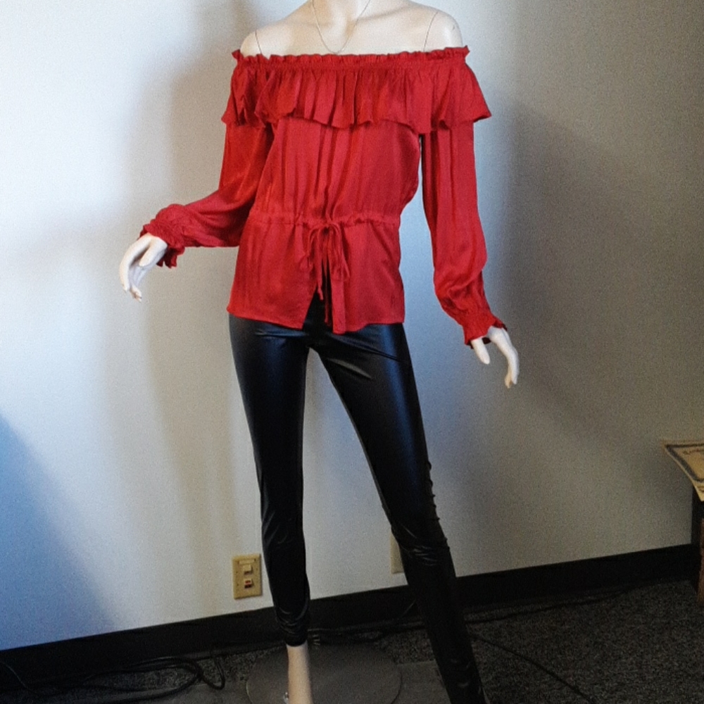 Olivaceous scarlet red off the shoulder blouse